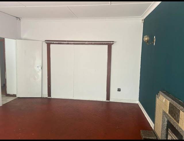 4 BEDROOM PROPERTY TO RENT IN BEZUIDENHOUT VALLEY